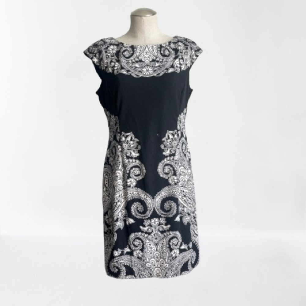 🏷️ Maggy London Black and White Sheath Mini Dress